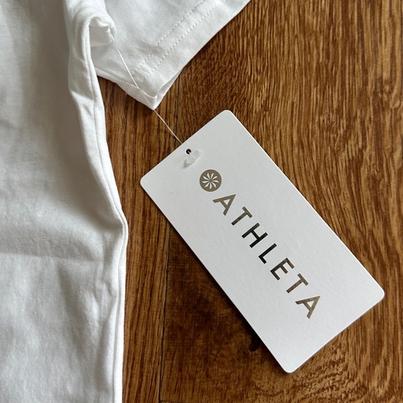 NWT Athleta Women's 100% Cotton T-Shirt, White - Picture 2 of 7